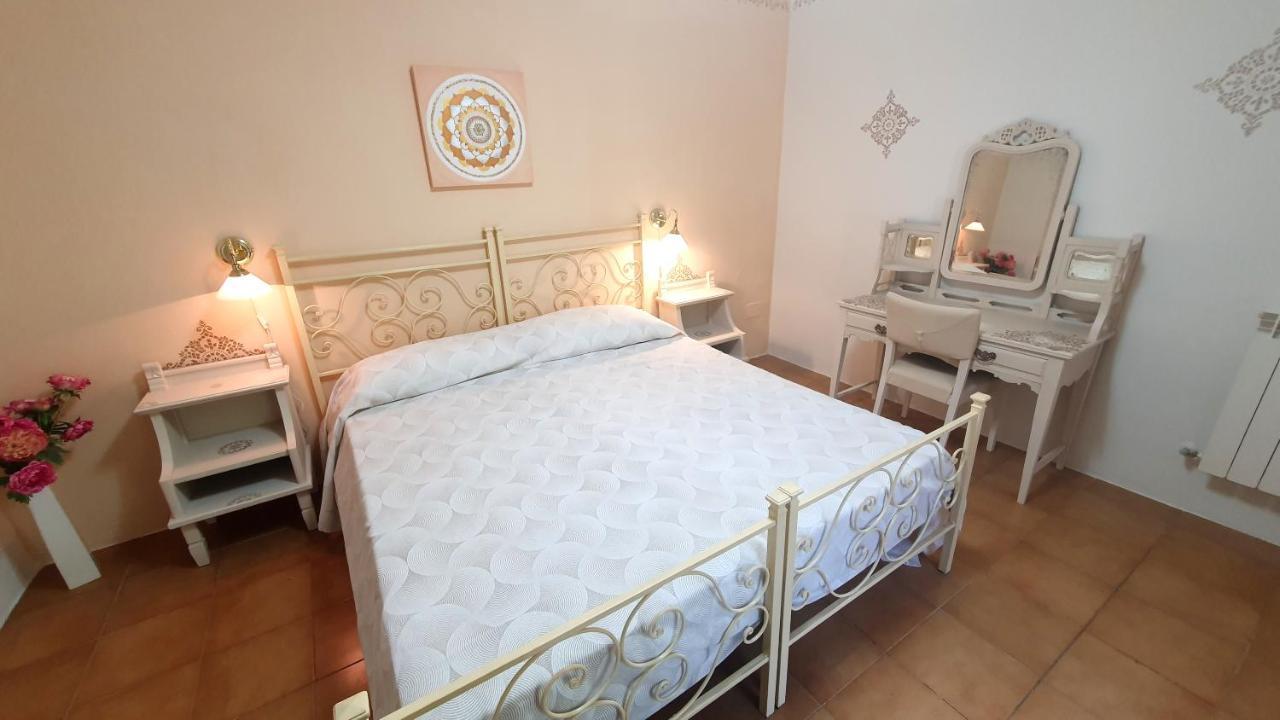 Agriturismo Pereti 罗卡蒂德里 客房 照片